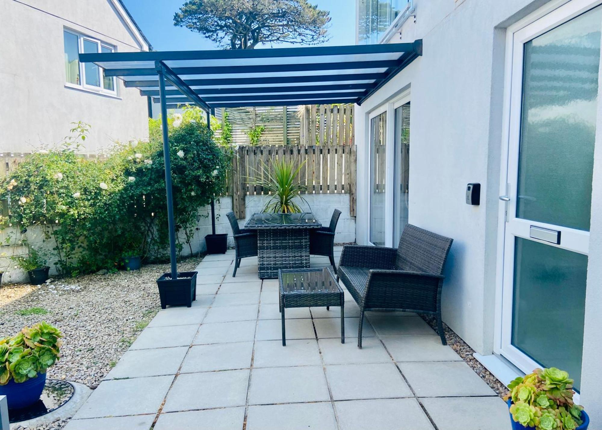 Above The Bay - Enclosed Garden With Parking Daire